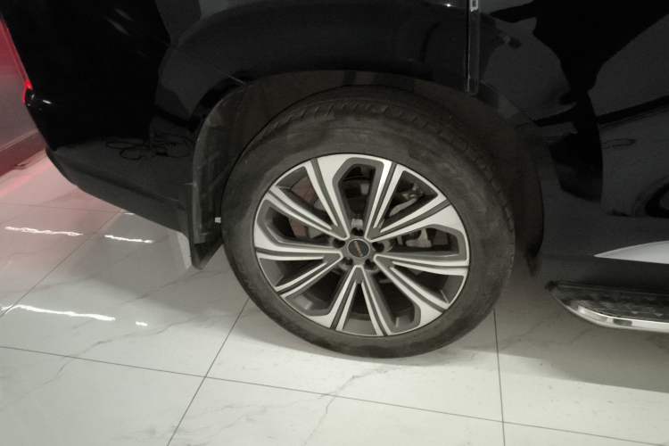 Used EXEED Lanyue 2023 400T Two-Wheel Drive Starry Edition 7-Seater Right Rear Wheel Hub