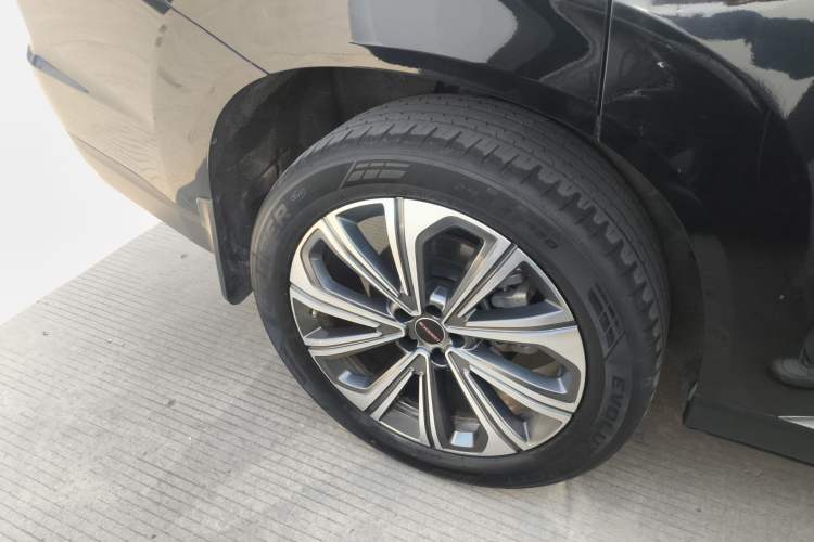 Used EXEED Lanyue 2023 400T Four-Wheel Drive Starry Edition 7-Seater Right Rear Wheel Hub
