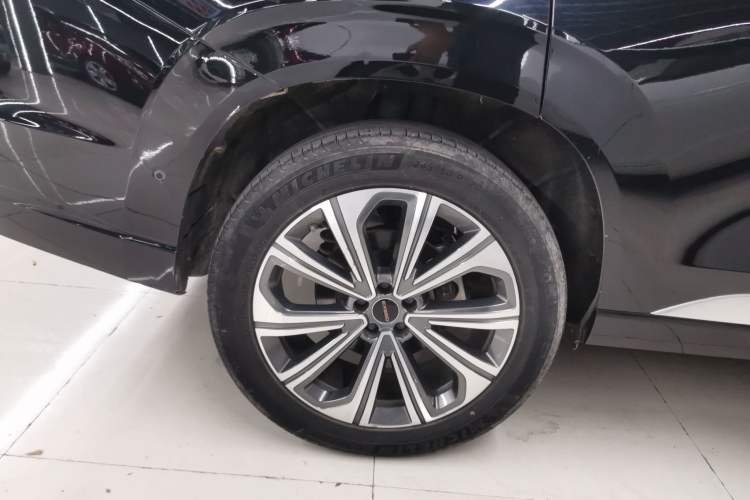 Used EXEED Lanyue 2023 400T Four-Wheel Drive Star Prestige Edition 6 Seats Right Rear Wheel Hub