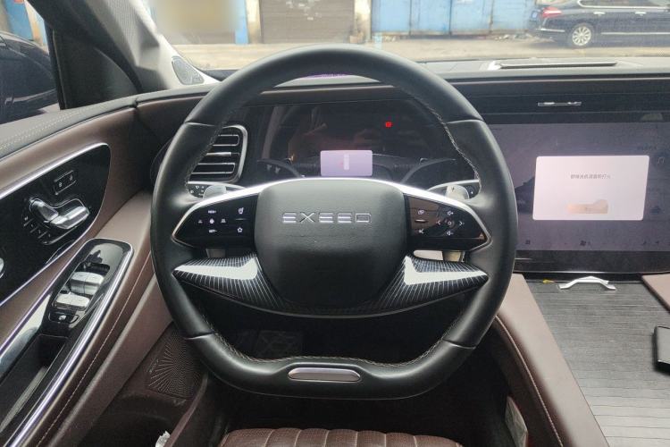 Used EXEED Lanyue 2023 400T Four-Wheel Drive StarRui Edition 7 Seats Steering Wheel