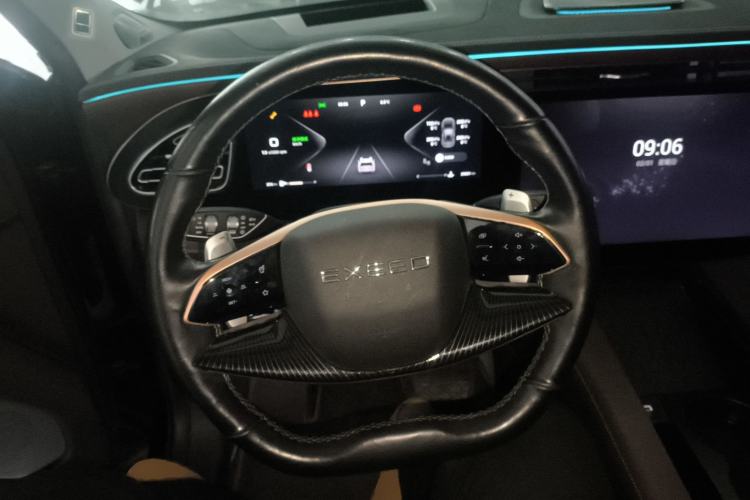 Used EXEED Lanyue 2023 400T Four-Wheel Drive Star Prestige Edition 6 Seats Steering Wheel