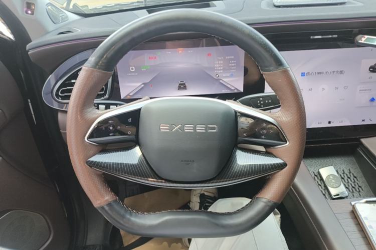 Used EXEED Lanyue 2023 400T Two-Wheel Drive StarRui Edition 6 Seats Steering Wheel