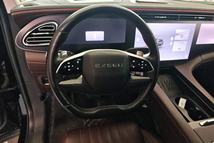 Used EXEED Lanyue 2023 400T Four-Wheel Drive StarRui Edition 7 Seats Steering Wheel