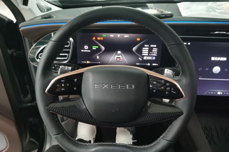 Used EXEED Lanyue 2023 400T Four-Wheel Drive Star Prestige Edition 6 Seats Steering Wheel