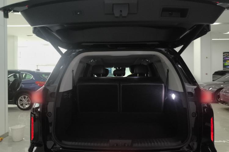 Used EXEED Lanyue 2023 400T Four-Wheel Drive Star Prestige 7-Seater Trunk
