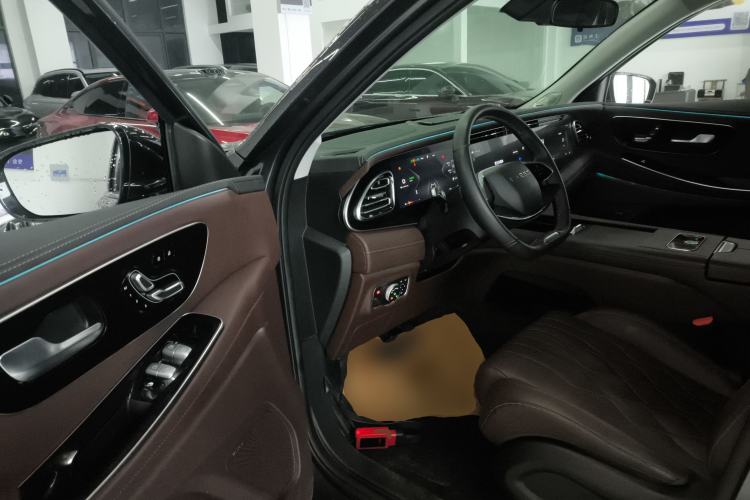 Used EXEED Lanyue 2023 400T Two-Wheel Drive Starry Edition 7-Seater Driver Seat