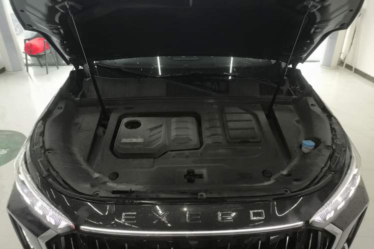 Used EXEED Lanyue 2023 400T Two-Wheel Drive Starry Edition 7-Seater Engine Bay