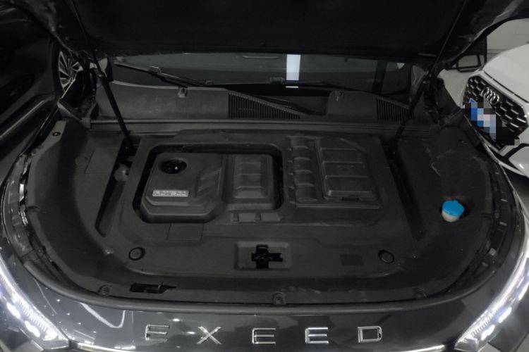 Used EXEED Lanyue 2023 400T Four-Wheel Drive StarRui Edition 7 Seats Engine Bay