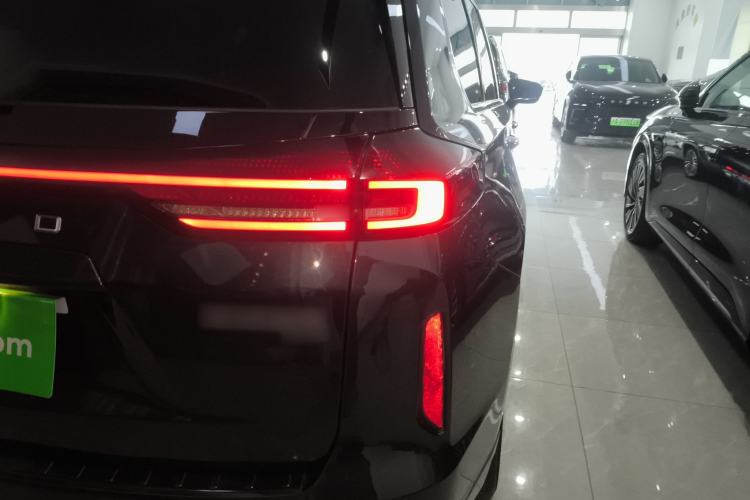 Used EXEED Lanyue 2023 400T Four-Wheel Drive StarRui Edition 7 Seats Exterior 3