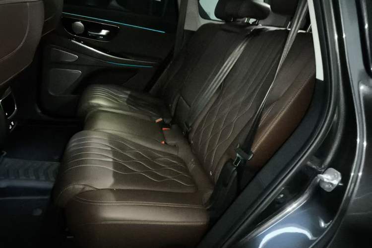 Used EXEED Lanyue 2023 400T Four-Wheel Drive StarRui Edition 7 Seats Interior 8