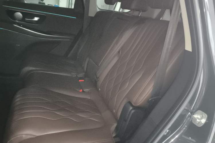 Used EXEED Lanyue 2023 400T Two-Wheel Drive Starry Edition 7-Seater Left Rear Seat