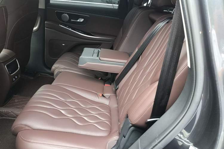 Used EXEED Lanyue 2023 400T Four-Wheel Drive Starry Edition 7-Seater Left Rear Seat