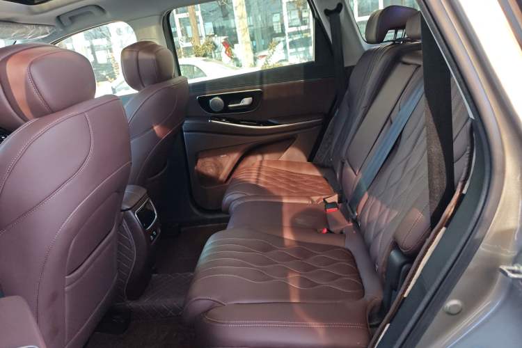 Used EXEED Lanyue 2023 400T Four-Wheel Drive Starry Edition 7-Seater Left Rear Seat