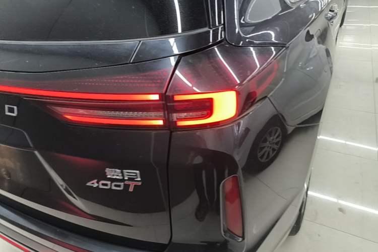 Used EXEED Lanyue 2023 400T Two-Wheel Drive StarRui Edition 6 Seats Right Rear Taillight
