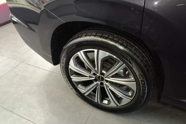 Used EXEED Lanyue 2023 400T Two-Wheel Drive Starry Edition 7-Seater Right Rear Wheel Hub