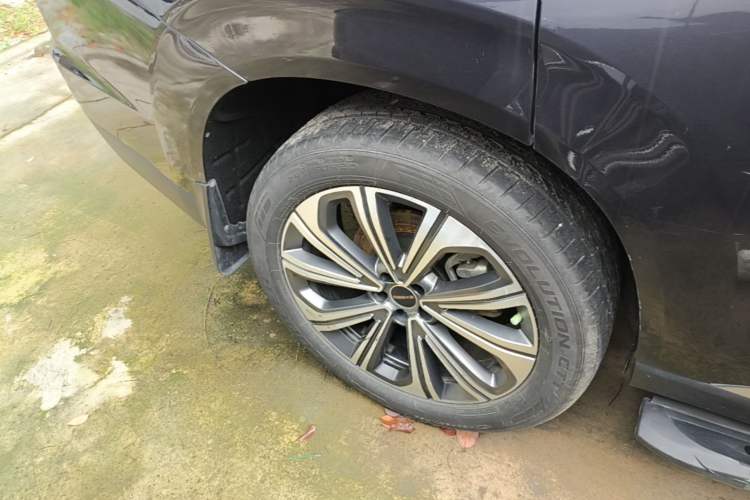 Used EXEED Lanyue 2023 400T Four-Wheel Drive Starry Edition 7-Seater Right Rear Wheel Hub