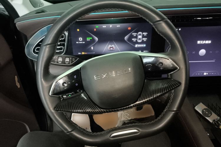 Used EXEED Lanyue 2023 400T Two-Wheel Drive Starry Edition 7-Seater Steering Wheel