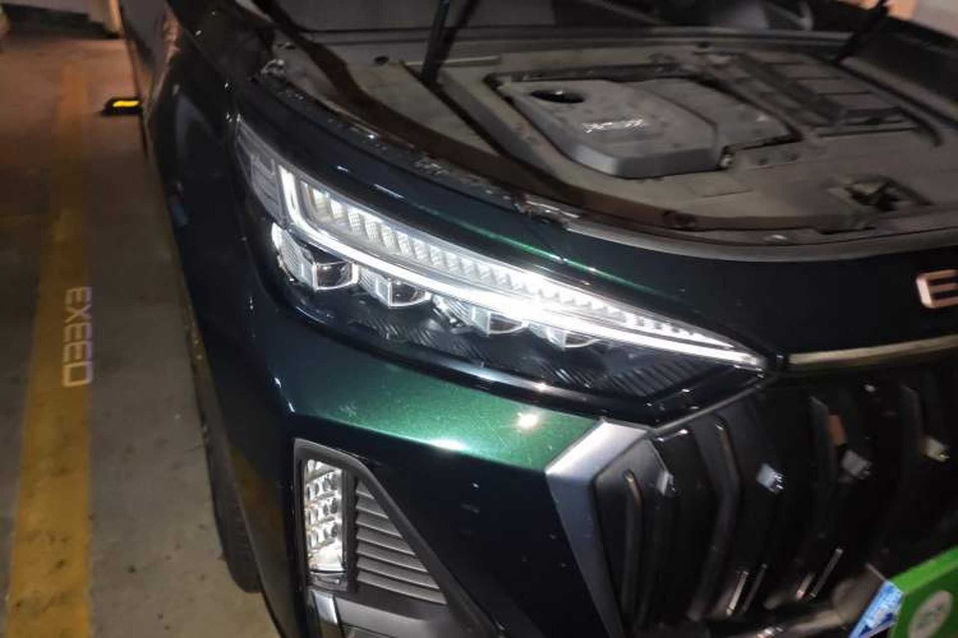 Used EXEED Lanyue 2023 400T Four-Wheel Drive Star Prestige Edition 6 Seats Right Front Headlight