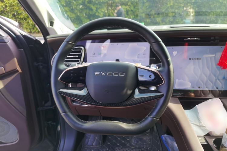 Used EXEED Lanyue 2023 400T Four-Wheel Drive Star Prestige Edition 6 Seats Steering Wheel