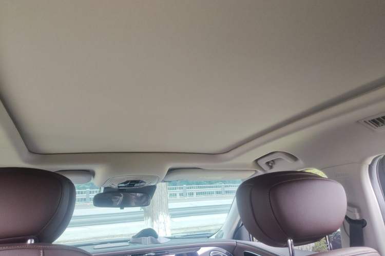 Used EXEED Lanyue 2023 400T Four-Wheel Drive Starry Edition 7-Seater Headliner