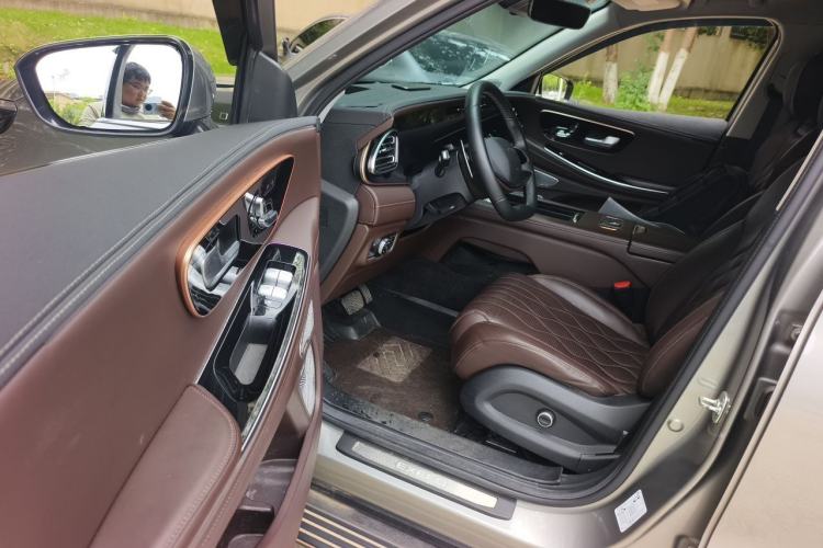 Used EXEED Lanyue 2023 400T Four-Wheel Drive Star Prestige 7-Seater Driver Seat