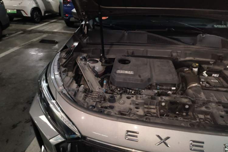 Used EXEED Lanyue 2023 400T Two-Wheel Drive StarRui Edition 6 Seats Engine Bay Right