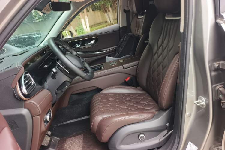 Used EXEED Lanyue 2023 400T Four-Wheel Drive Star Prestige 7-Seater Left Front Seat