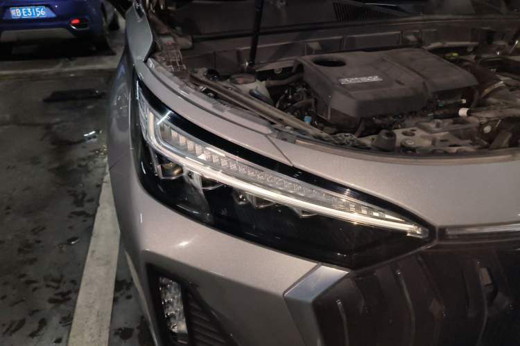 Used EXEED Lanyue 2023 400T Two-Wheel Drive StarRui Edition 6 Seats Right Front Headlight