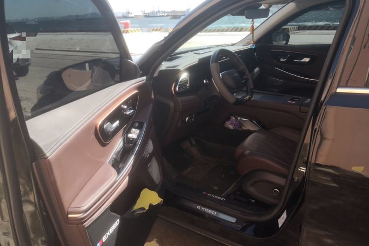 Used EXEED Lanyue 2024 International Edition 400T Four-Wheel Drive Star Prestige 6-Seater Driver Seat