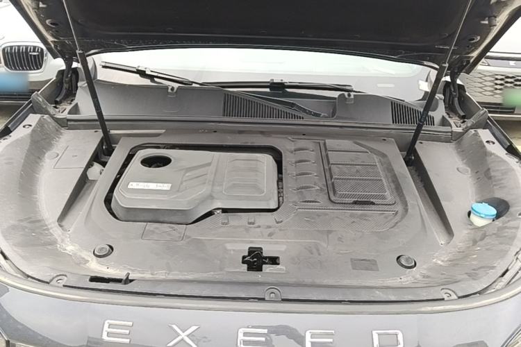 Used EXEED Lanyue 2024 International Version 400T Four-Wheel Drive Star Prestige 7-Seater Engine Bay