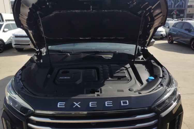 Used EXEED Lanyue 2024 International Edition 400T Four-Wheel Drive Star Prestige 6-Seater Engine Bay