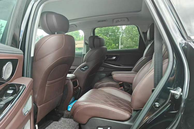 Used EXEED Lanyue 2024 International Edition 400T Four-Wheel Drive Star Prestige 6-Seater Interior 4