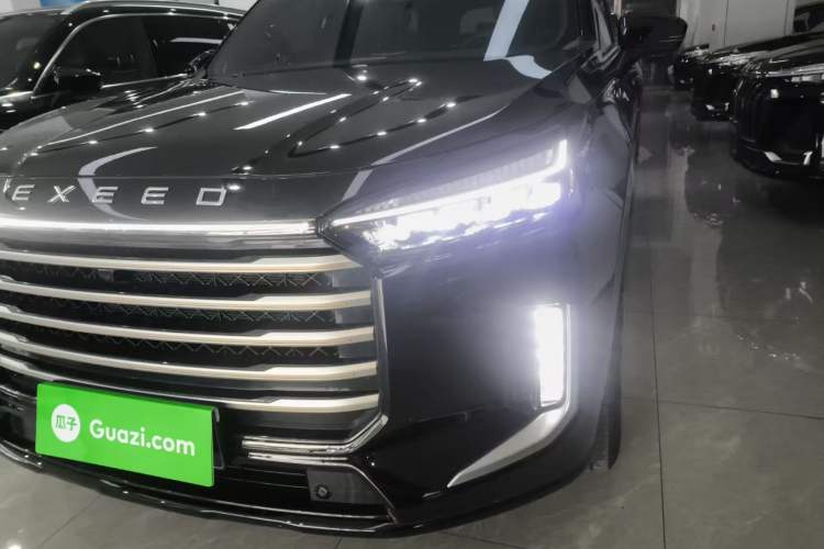 Used EXEED Lanyue 2024 International Version 400T Four-Wheel Drive StarRui 7-Seater Left Front Headlight