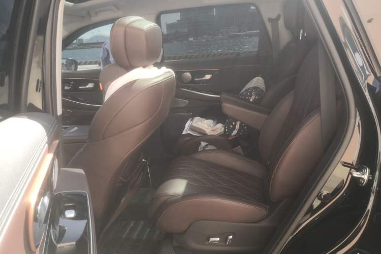 Used EXEED Lanyue 2024 International Edition 400T Four-Wheel Drive Star Prestige 6-Seater Left Rear Seat