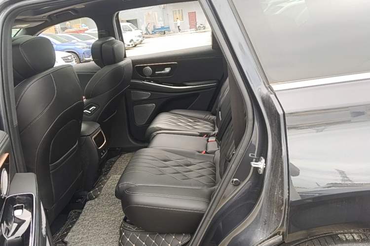 Used EXEED Lanyue 2024 International Version 400T Four-Wheel Drive Star Prestige 7-Seater Left Rear Seat
