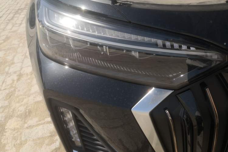 Used EXEED Lanyue 2024 International Edition 400T Four-Wheel Drive Star Prestige 6-Seater Right Front Headlight