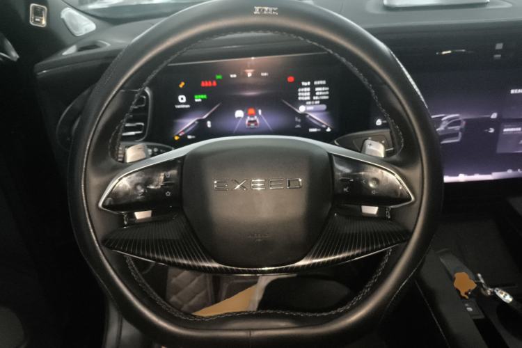 Used EXEED Lanyue 2024 International Version 400T Four-Wheel Drive StarRui 7-Seater Steering Wheel