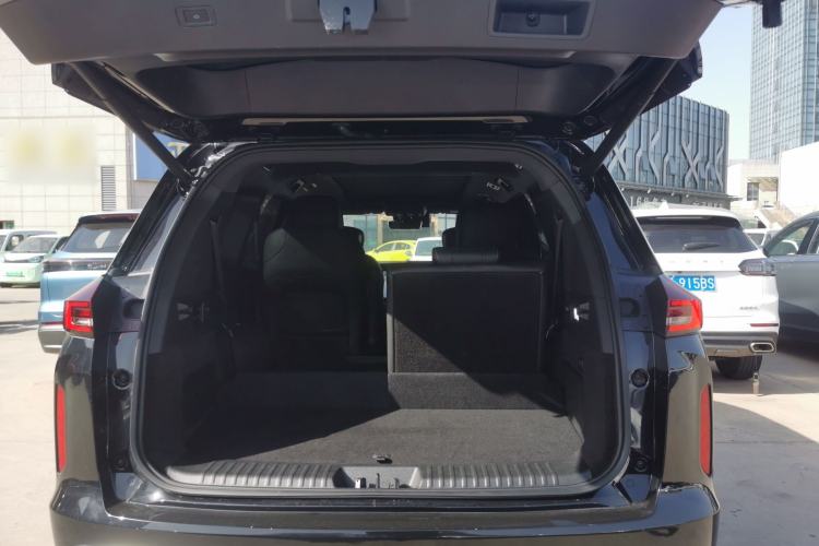 Used EXEED Lanyue 2024 International Edition 400T Four-Wheel Drive Star Prestige 6-Seater Trunk