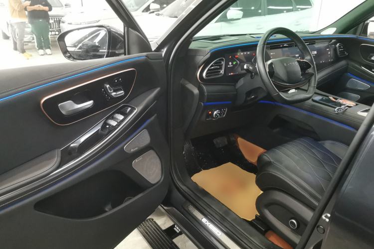 Used EXEED Lanyue 2024 International Edition 400T Four-Wheel Drive Star Prestige 6-Seater Driver Seat