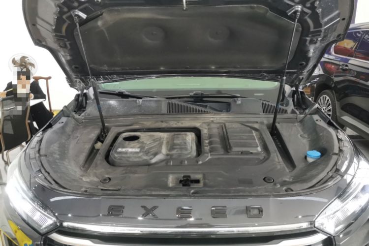 Used EXEED Lanyue 2024 International Edition 400T Four-Wheel Drive Star Prestige 6-Seater Engine Bay