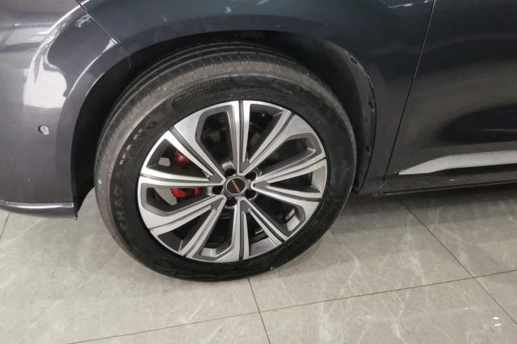 Used EXEED Lanyue 2024 International Edition 400T Four-Wheel Drive Star Prestige 6-Seater Left Front Wheel Hub