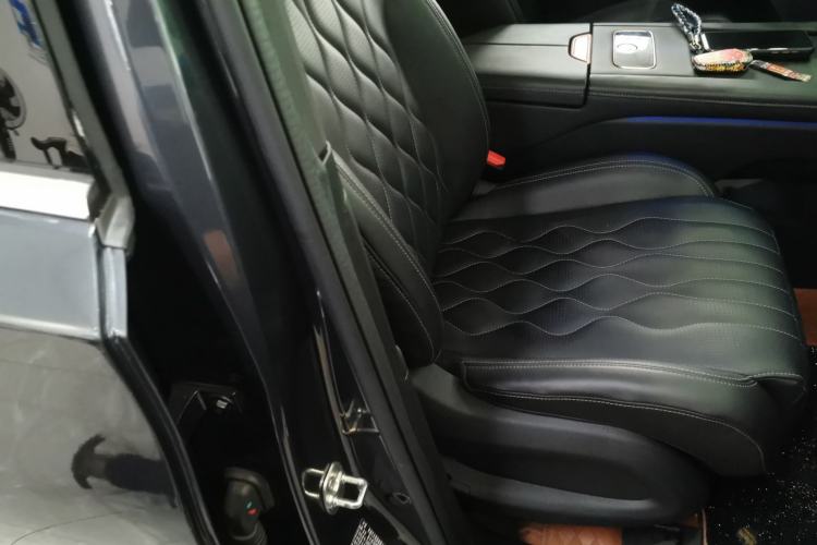Used EXEED Lanyue 2024 International Edition 400T Four-Wheel Drive Star Prestige 6-Seater Right Front Seat