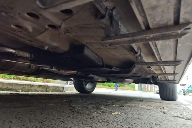 Used EXEED Lanyue 2025 400T Four-Wheel Drive Star Prestige 7-Seater Chassis Front Left