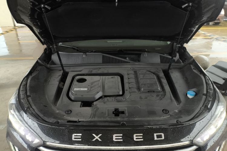 Used EXEED Lanyue 2025 400T Four-Wheel Drive Starry Edition 7-Seater Engine Bay