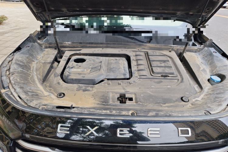 Used EXEED Lanyue 2025 400T Four-Wheel Drive Star Prestige 7-Seater Engine Bay