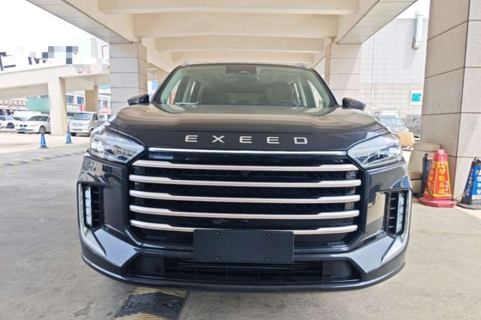 Used EXEED Lanyue 2025 400T Four-Wheel Drive Starry Edition 7-Seater Front