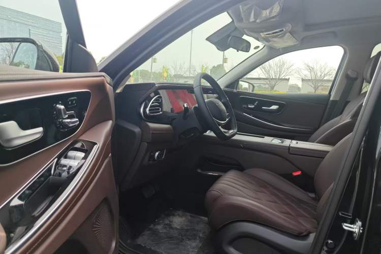 Used EXEED Lanyue 2026 400T Two-Wheel-Drive Starry Edition 7-Seater Interior 2