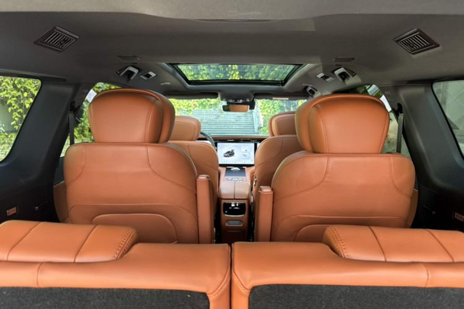 Used EXEED Lanyue 2025 400T Four-Wheel Drive Star Prestige Edition 6 Seats Interior 2