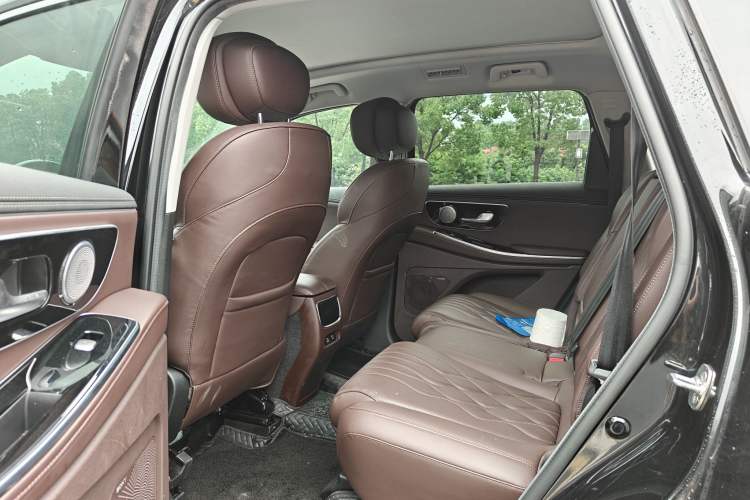 Used EXEED Lanyue 2025 400T Four-Wheel Drive Starry Edition 7-Seater Interior 4