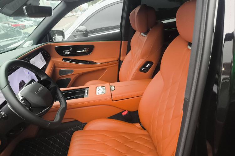 Used EXEED Lanyue 2025 400T Four-Wheel Drive Star Prestige Edition 6 Seats Left Front Seat